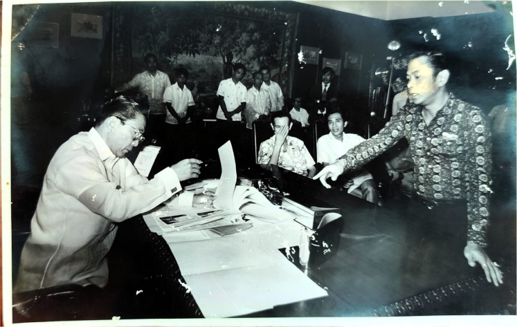 Chavit Singson book gallery7