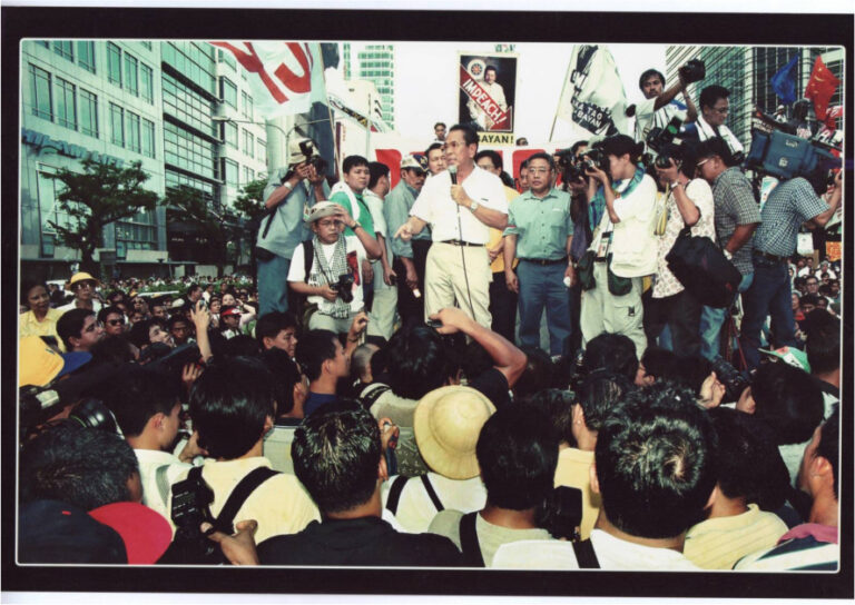 Chavit Singson book gallery11